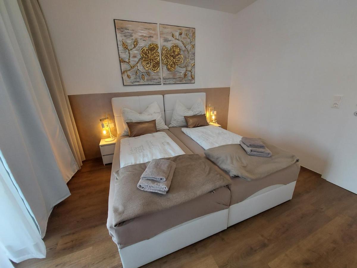 Auszeit Steiraland 8 Mit Ueberdachten Balkon Und Parkplatz Leoben  Extérieur photo