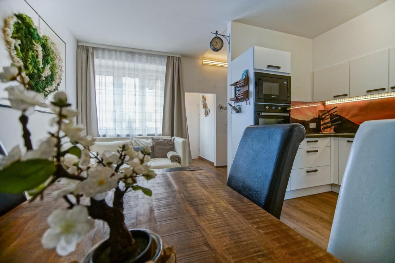 Auszeit Steiraland 8 Mit Ueberdachten Balkon Und Parkplatz Leoben  Extérieur photo
