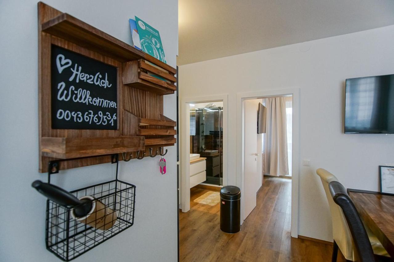 Auszeit Steiraland 8 Mit Ueberdachten Balkon Und Parkplatz Leoben  Extérieur photo