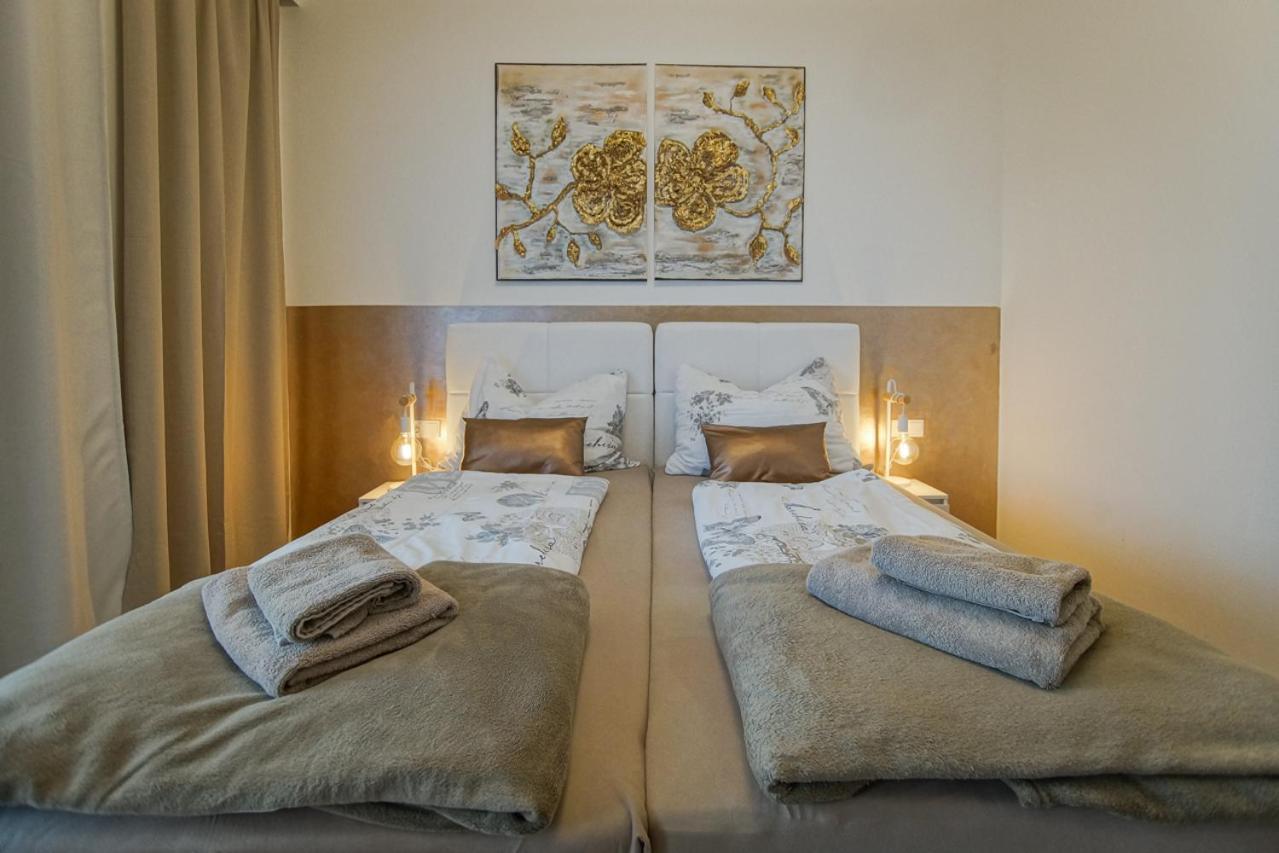 Auszeit Steiraland 8 Mit Ueberdachten Balkon Und Parkplatz Leoben  Extérieur photo